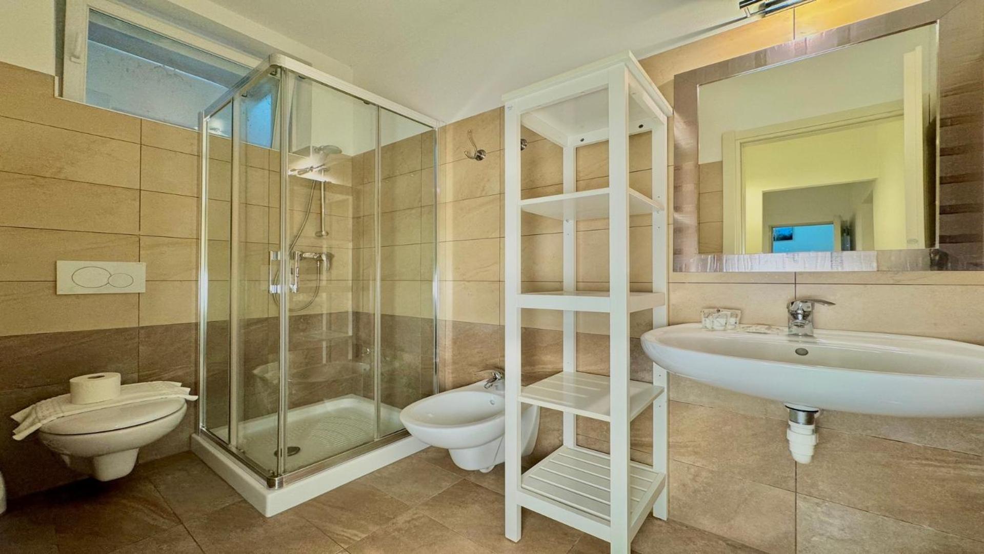 Villa Aurelia Plesio Luaran gambar