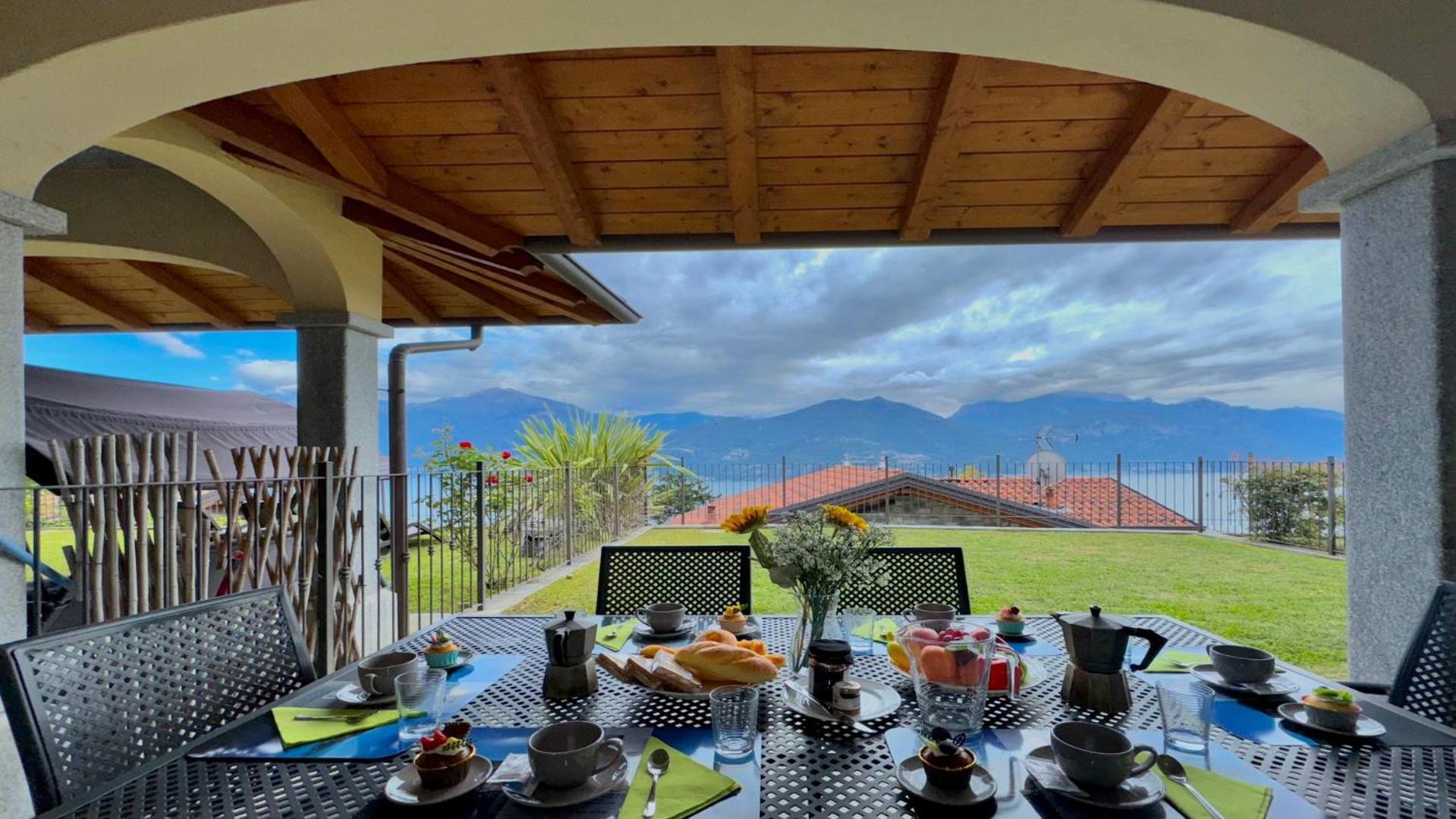 Villa Aurelia Plesio Luaran gambar